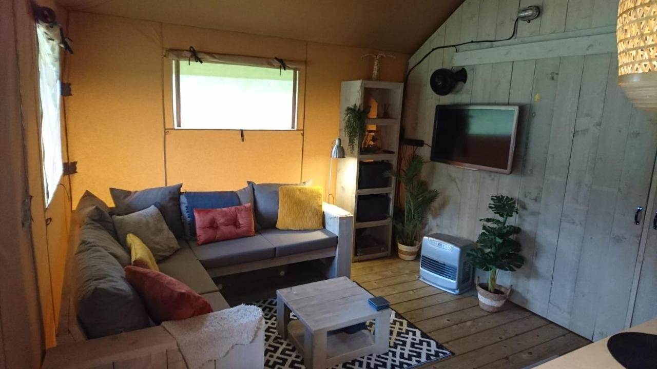 Camping Yn'E Lijte Grou Luaran gambar